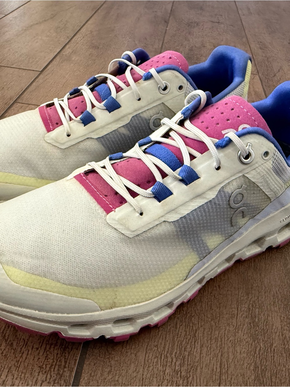 On Cloud Cloudvista Trail Running Shoes Frost Ink Blue 64.98271 Women’s Sz 8.5